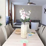 Modernes In By Interhome *
