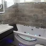 Modernes In By Interhome בית נופש