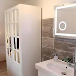 בית נופש Modernes In By Interhome