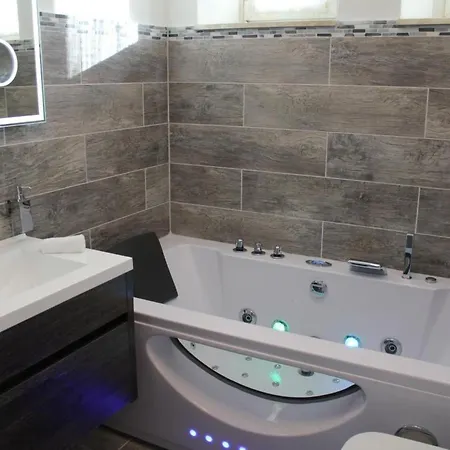 Modernes In By Interhome Vakantiehuis