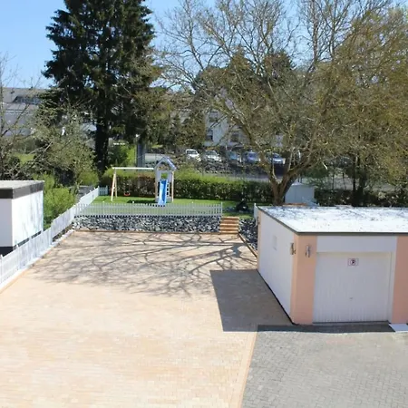 Modernes In By Interhome